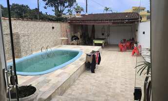 Imagem: Casa com piscina