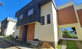 Imagem: Casa (Geminada), com 3 quartos e 1 banheiros