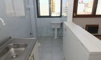 Imagem 7: Kitinete no Edifício Mondrian - Praticidade no Coração de Pelotas