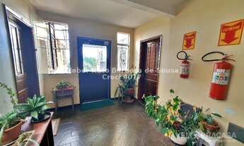 Imagem 2: VENDO APARTAMENTO TODO REFORMADO NO CENTRO!