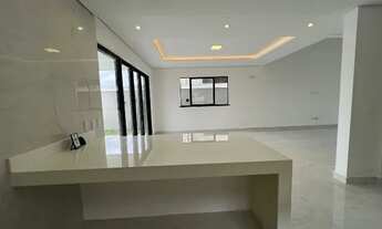 Imagem 2: Casa com quatro suítes - Eusébio - 254m²