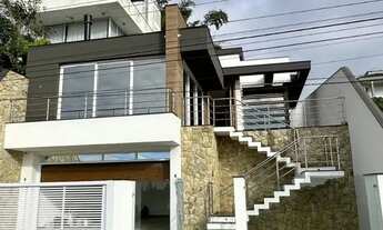 Imagem 3: Linda Casa na Pedra Branca 03 dormitórios sendo 01 Suíte Master c/ Closet