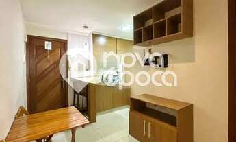 Imagem 2: Copacabana Kitnet com 1 banheiro