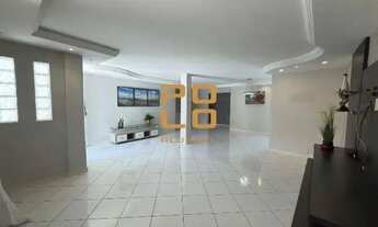 Imagem 5: Casa terrea nascente com 3 suítes plenas com armários no Setor Aeroporto em Goiânia - GO