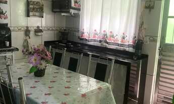 Imagem 4: Casa sobrado ampla, bem dividida e ideal para família