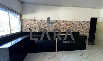 Imagem 3: Sítio em Betim (Bairro Cachoeira) 4 Quartos, Piscina, Vista de Lago e Segurança 24h