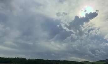 Imagem 5: Imóvel para venda possui 1000 metros quadrados com 3 quartos em Carafá - Votorantim - SP