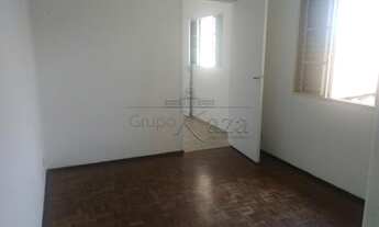 Imagem 4: Casa para aluguel possui 250 metros quadrados com 5 quartos