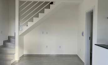 Imagem 4: Casa linda a venda, com possibilidade de entrar no Programa Casa Verde a Amarela. 60 m qua