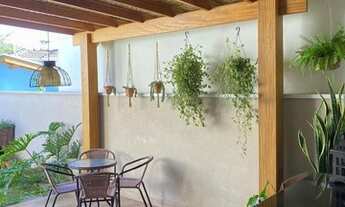 Imagem 7: Casa de condomínio para venda possui 230 metros quadrados com 3 quartos