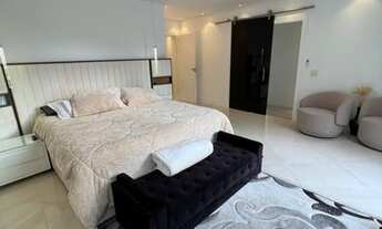 Imagem 7: Casa para aluguel com 350 m2 com 4 quartos