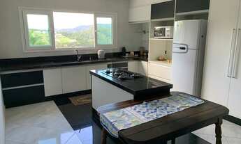 Imagem: Casa de condomínio para venda tem 550 metros