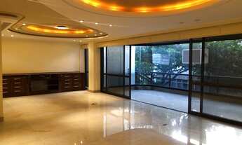 Imagem: QUADRISSIMA DA PRAIA NO LEBLON