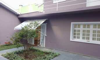 Imagem 3: Casa para aluguel e venda possui 180 metros quadrados com 3 quartos