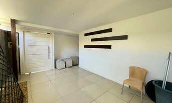 Imagem 2: Casa para aluguel tem 223 m2 com 5 quartos em Guararapes - Fortaleza - Ceará