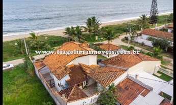 Imagem: Casa Pé na Areia com 03 Suítes a Venda