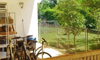 Imagem 6: Casa de condomínio térrea para venda possui 261 metros quadrados com 3 quartos