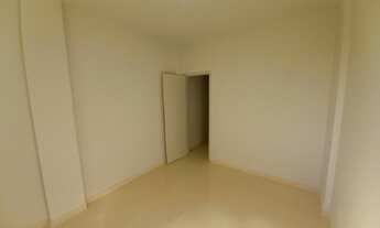 Imagem 3: Centro - sala e quarto todo reformado