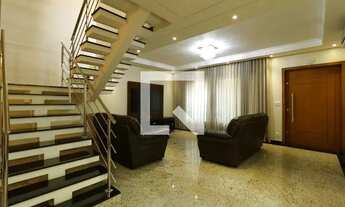 Imagem 2: Casa à Venda - Vila Assunção, 3 Quartos, 248 m2