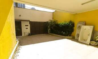 Imagem 3: Casa para aluguel e venda tem 280 metros quadrados com 3 quartos