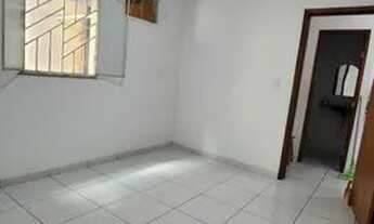 Imagem 2: Apart. Térreo no Aleixo próx. A Cidade da criança com 2 quartos, 1 vaga de garagem