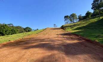 Imagem 3: LL- Terreno a venda para casa moderna e lazer