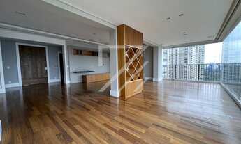 Imagem 2: Apartamento para aluguel e venda tem 236 metros quadrados com 3 quartos