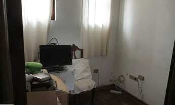 Imagem 4: Sobrado para aluguel e venda possui 230 metros quadrados com 3 quartos