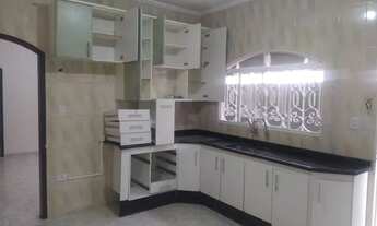 Imagem 6: Casa para aluguel possui 140 metros quadrados com 3 quartos