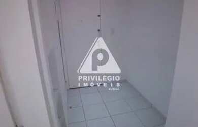 Imagem 7: Excelente sala comercial colada na Praça Nossa Senhora da Paz!