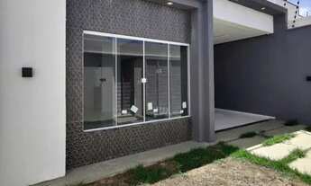 Imagem 2: Casa de condomínio para venda possui 400 metros quadrados com 5 quartos