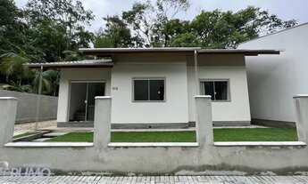 Imagem 3: Imóvel 3 quartos - Rodeado por área verde - Terreno amplo