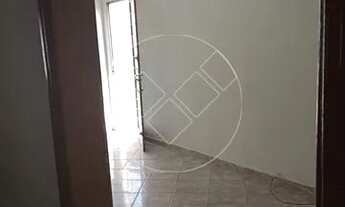 Imagem 7: Aluga-se ou Vendese, casa no Jardim Peróla, com 3 quartos, sala, cozinha, 1 banheiro, gara