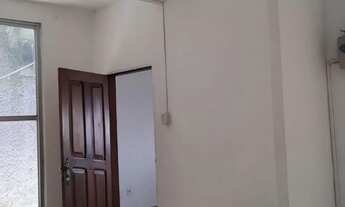 Imagem 5: Excelente casa 2 andares, Rua Diogo Moia entre Generalíssimo e 14 de Março