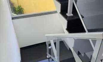 Imagem 2: Sobrado para aluguel tem 250 m2 com 3 Suítes - Arujá - CENTRO