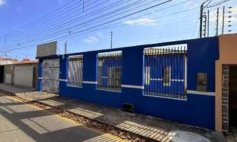 Imagem 2: Casa Comercial - Av. Daniel de La touche - Frente Mc Donalds