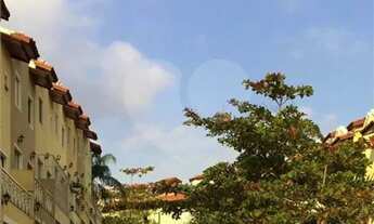 Imagem: Casa à venda com 2 quartos, sendo 1 suíte