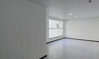 Imagem 2: Sala para alugar na Galeria Silmar, bairro Salgado Filho - Aracaju - SE