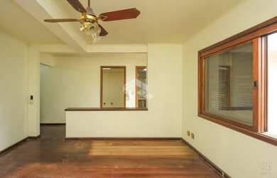 Imagem 5: Excelente casa com 4 dorm, suíte com hidro e vaga para 5 carros