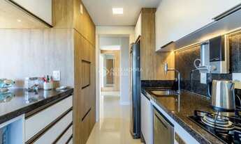 Imagem 7: Imóvel para venda possui 76 metros quadrados com 2 quartos em Petrópolis - Porto Alegre