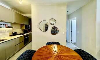 Imagem 3: Apartamento para Venda em Florianópolis, Cacupé, 2 dormitórios, 1 suíte, 2 banheiros, 1 va