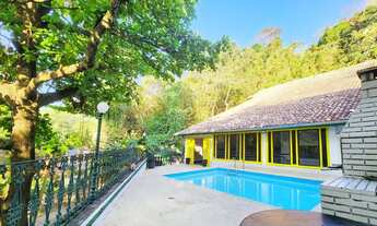 Imagem: Alugo Casa com Piscina para Festas e Eventos