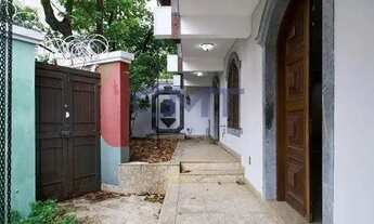 Imagem 3: Casa para aluguel, 5 quartos, 1 suíte, 10 vagas, Santo Antônio - Belo Horizonte/MG