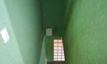 Imagem 7: Aluga - se Casa Grande, 2 Vagas, 2 Quartos.