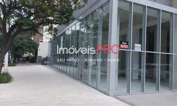 Imagem 4: Loja totalmente revestida em vidro