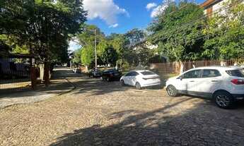 Imagem 2: Apto de 02 dorm, sala, banho, cozinha, reformado, desocupado e vaga coberta