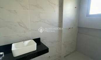 Imagem 5: Sobrado moderno de esquina à venda no Bairro Vila Verde, pensado para oferecer conforto, s