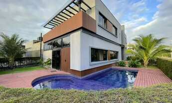 Imagem 2: Encantadora Casa Cond. fechado com 428m2 em Alto Padrão