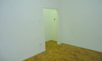 Imagem 2: Apartamento para aluguel possui 58 metros quadrados com 1 quarto em Centro - Niterói - RJ