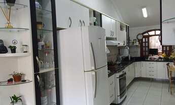 Imagem 5: Casa para venda com 300 metros quadrados com 4 quartos em Carajás - Contagem - MG